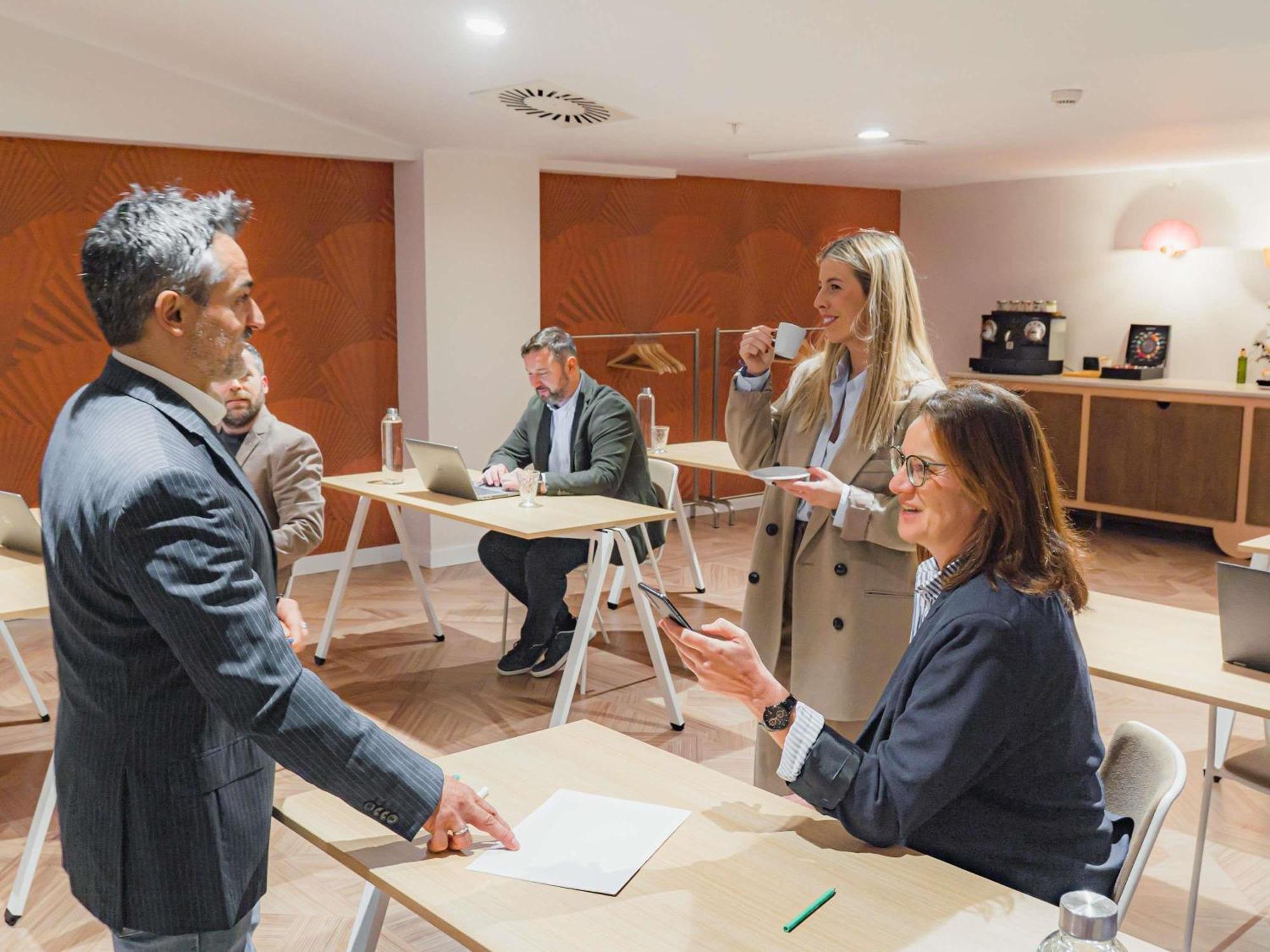 Ibis Styles Sevilla City Santa Justa Ngoại thất bức ảnh