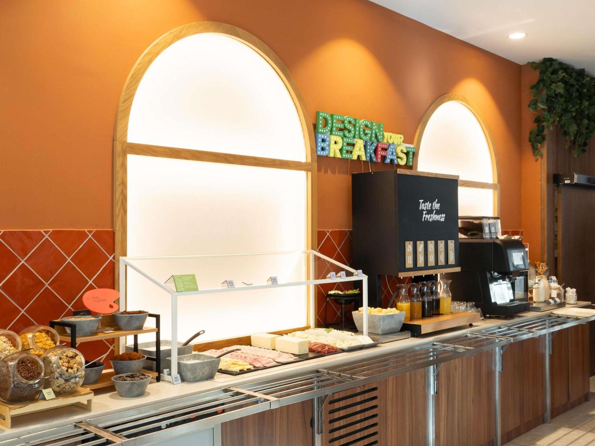 Ibis Styles Sevilla City Santa Justa Ngoại thất bức ảnh