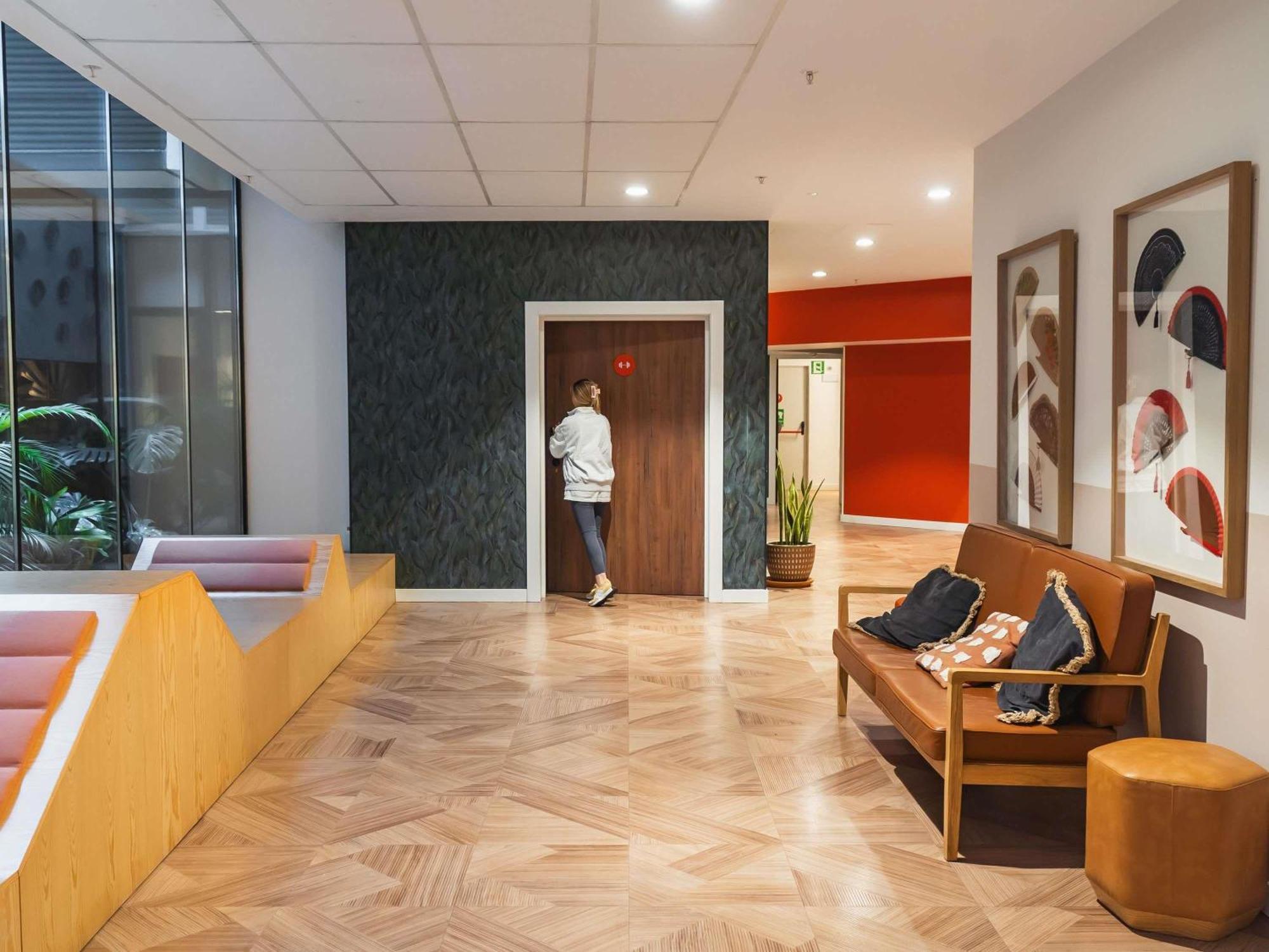 Ibis Styles Sevilla City Santa Justa Ngoại thất bức ảnh